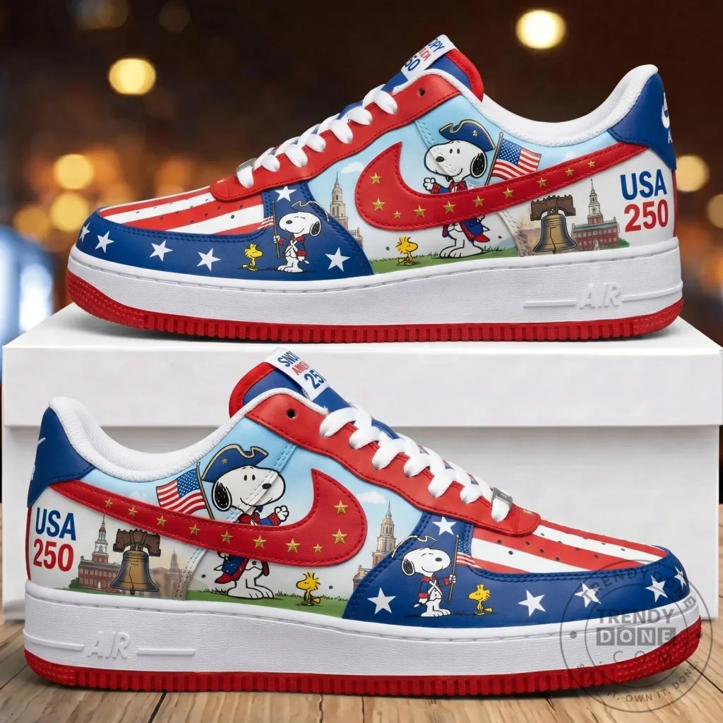 Snoopy 250 Years of America Low-Top Sneakers Snoopy 250 Years of America Low-Top Sneakers