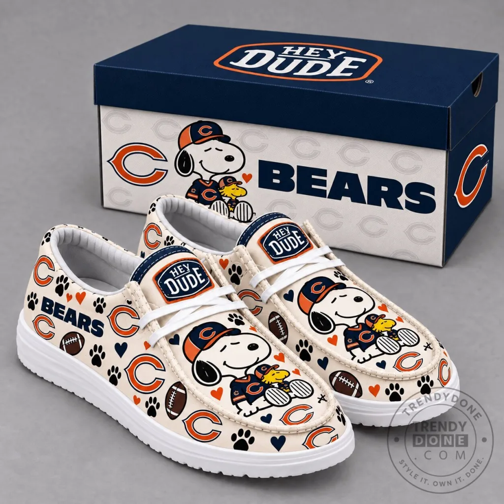 Snoopy Chicago Bears NFL Football Team Fan Loafer Shoes