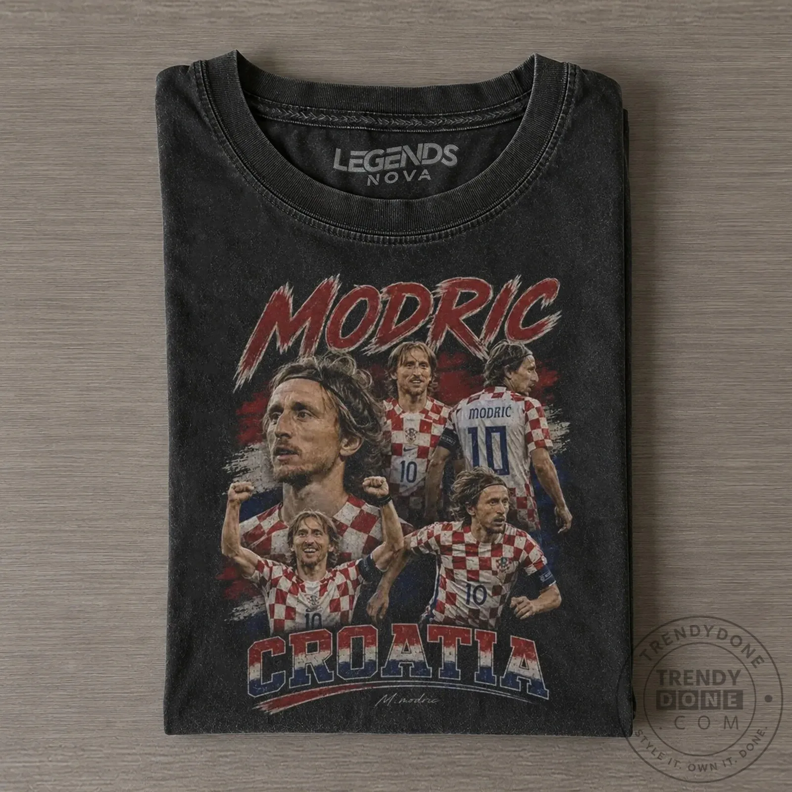 Croatia Luka Modric Football Legend Distressed Graphic T-Shirt