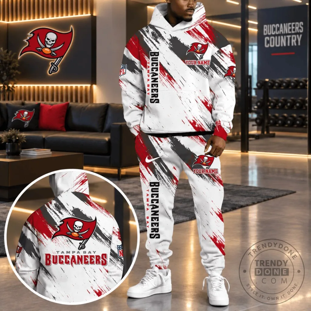 Tampa Bay Buccaneers Personalized NFL Team White Paint Splatter Hoodie Tampa Bay Buccaneers Personalized NFL Team White Paint Splatter Hoodie