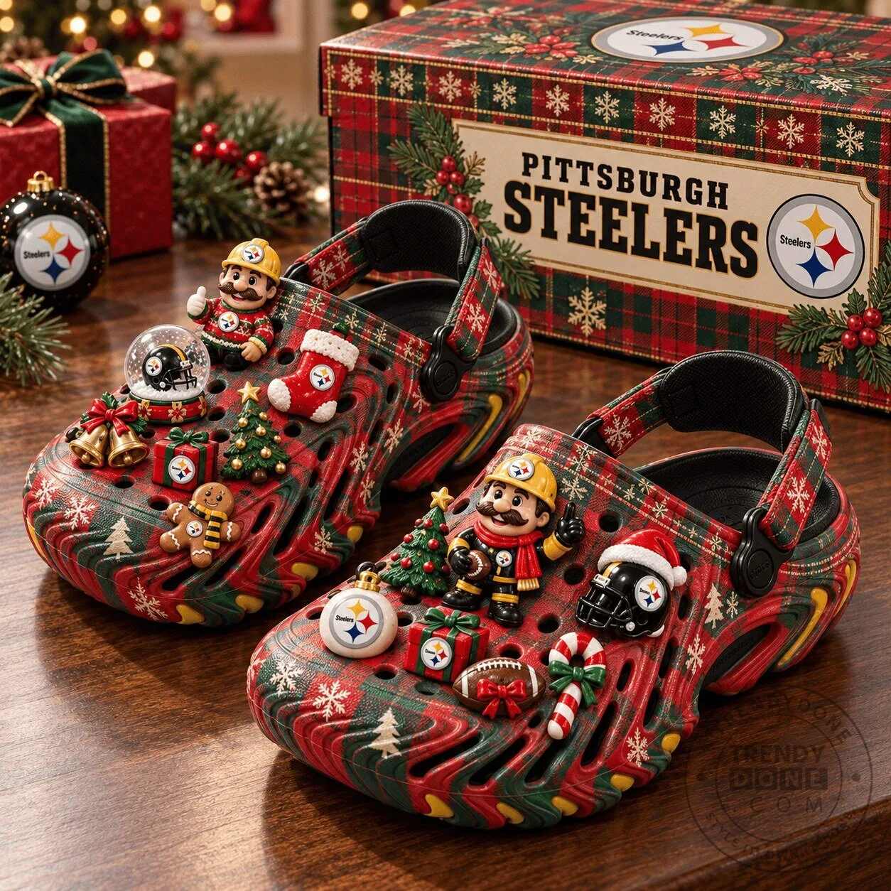 Pittsburgh Steelers Christmas Holiday Plaid Pattern Echo Clogs Shoes 3 Pittsburgh Steelers Christmas Holiday Plaid Pattern Echo Clogs Shoes